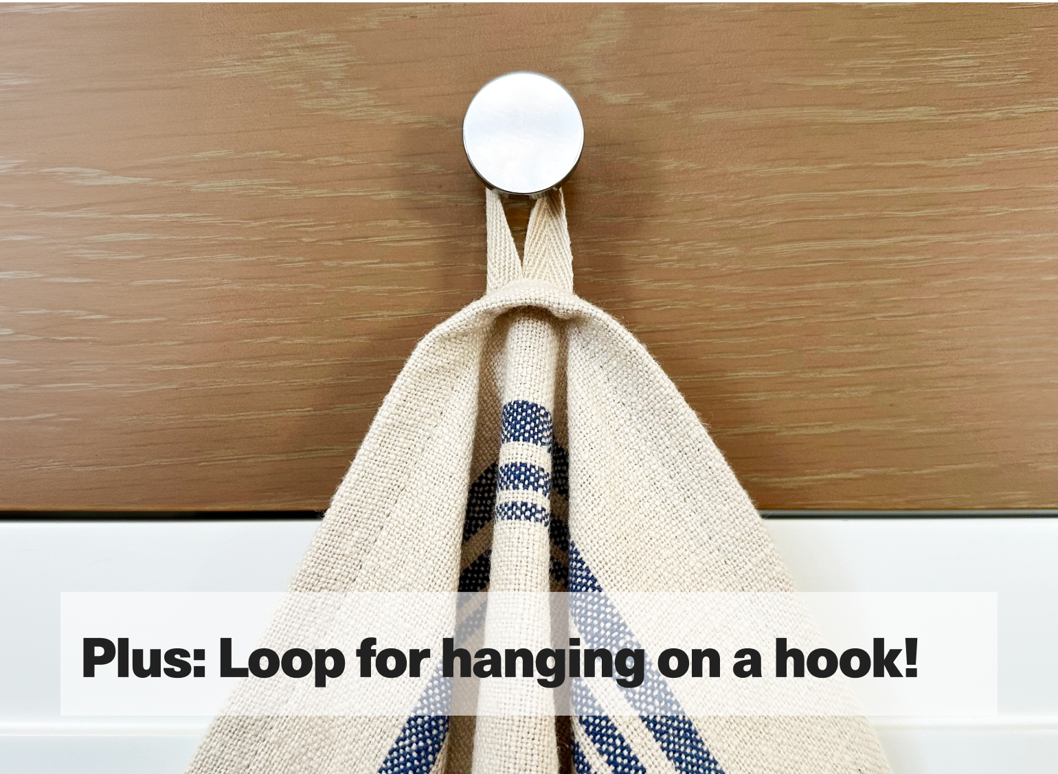Plus: Loop for hanging on a hook!