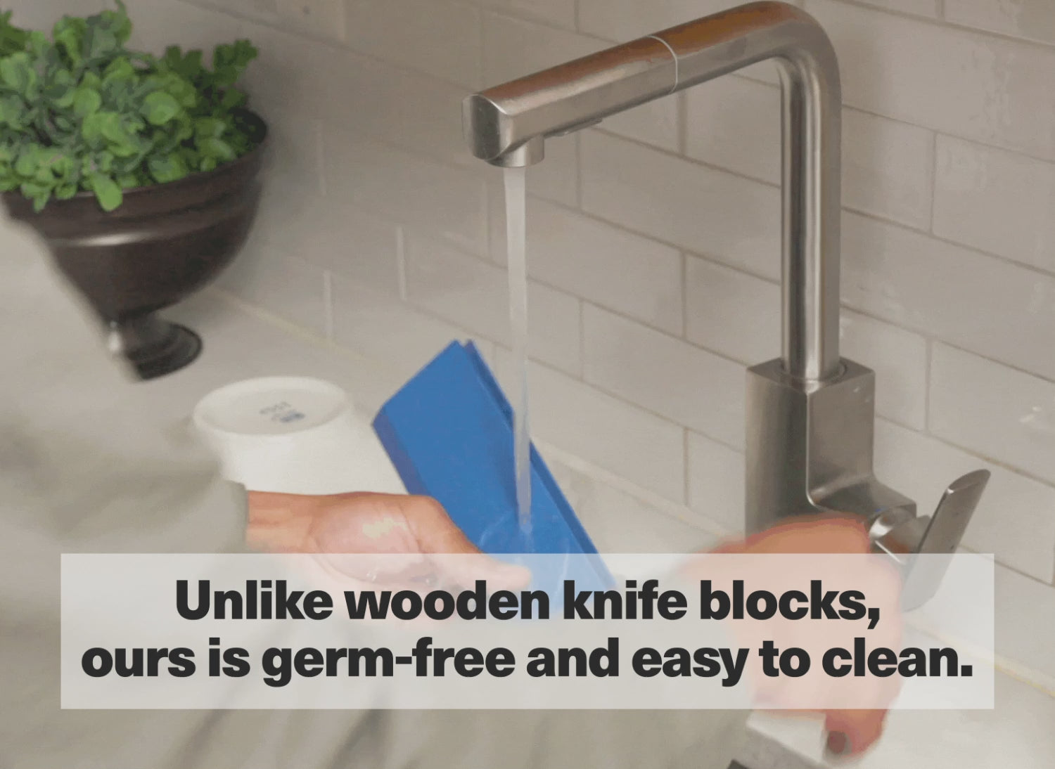 Unlike wooden knife blocks, ours is germ-free and easy to clean.